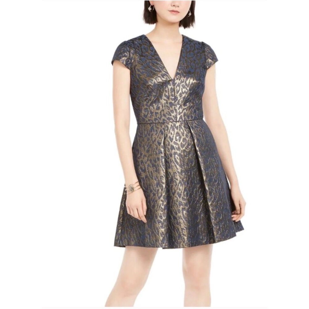 Vince Camuto Cocktail Dress | Elegant Holiday Party Style | Women’s 8